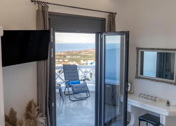 Halari Junior * Vourvoúlos