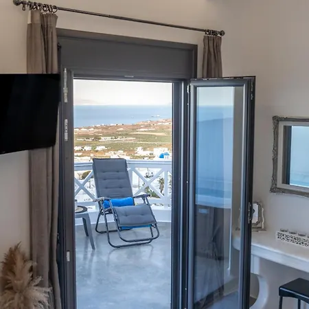 Halari Junior * Vourvoúlos